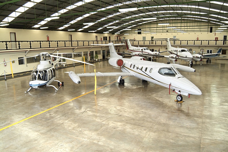 airplane hangar heating and cooling